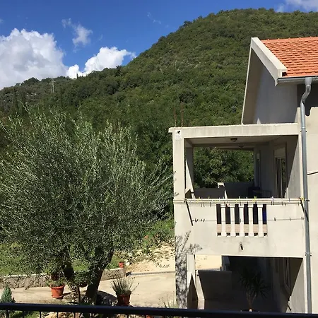 Apartment Elena Tivat Exterior photo
